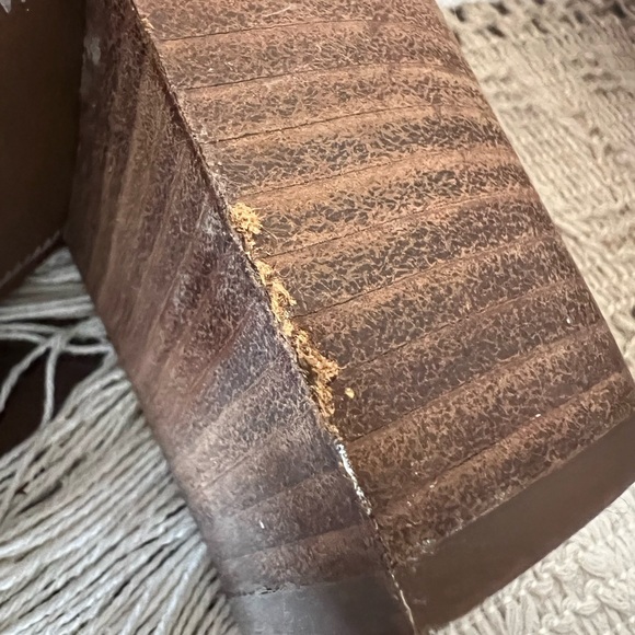 Toms Lunata Suede Block Taupe Heel booties, size W8. - Picture 12 of 12